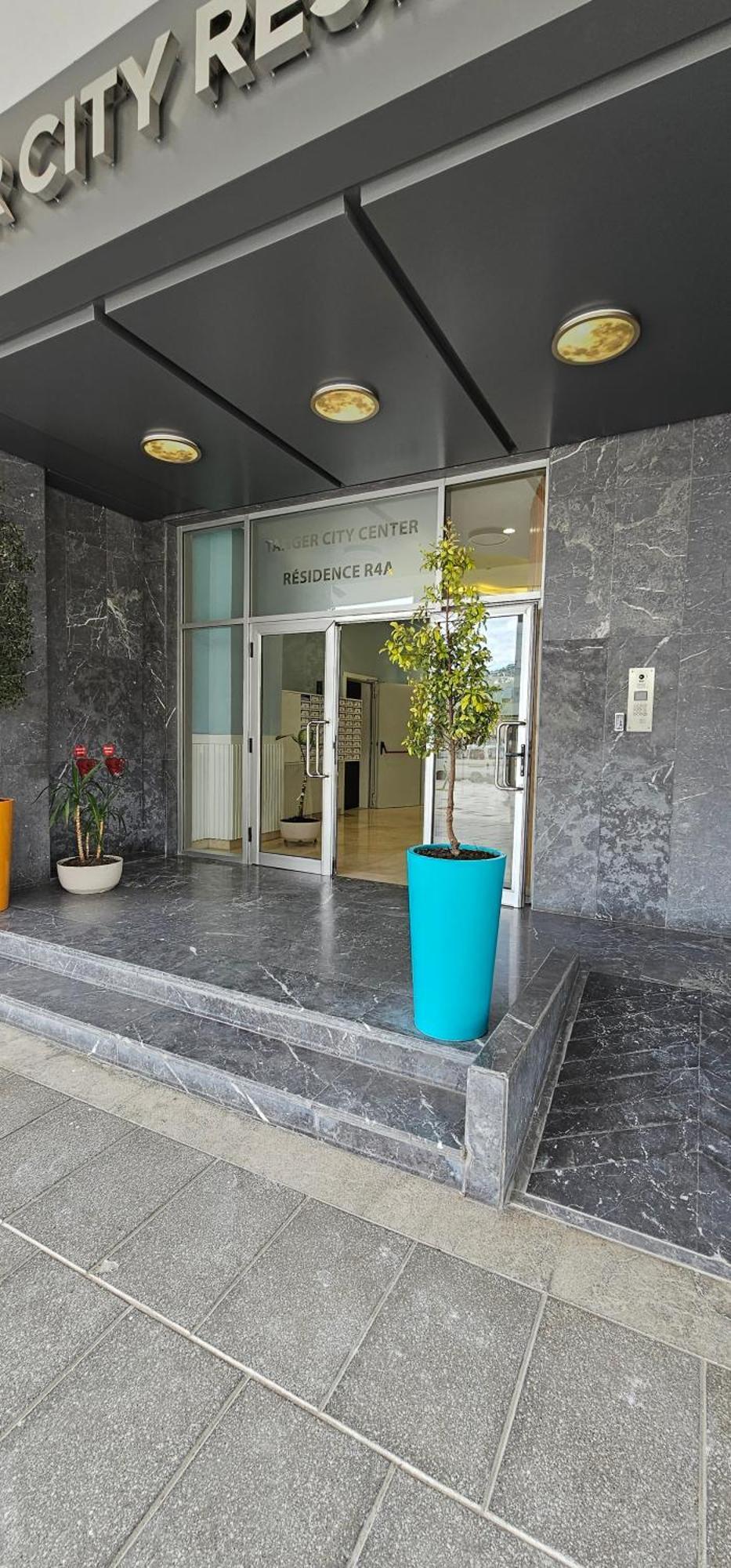 Luxury Apartment Near Tgv Station And The Beach طنجة المظهر الخارجي الصورة